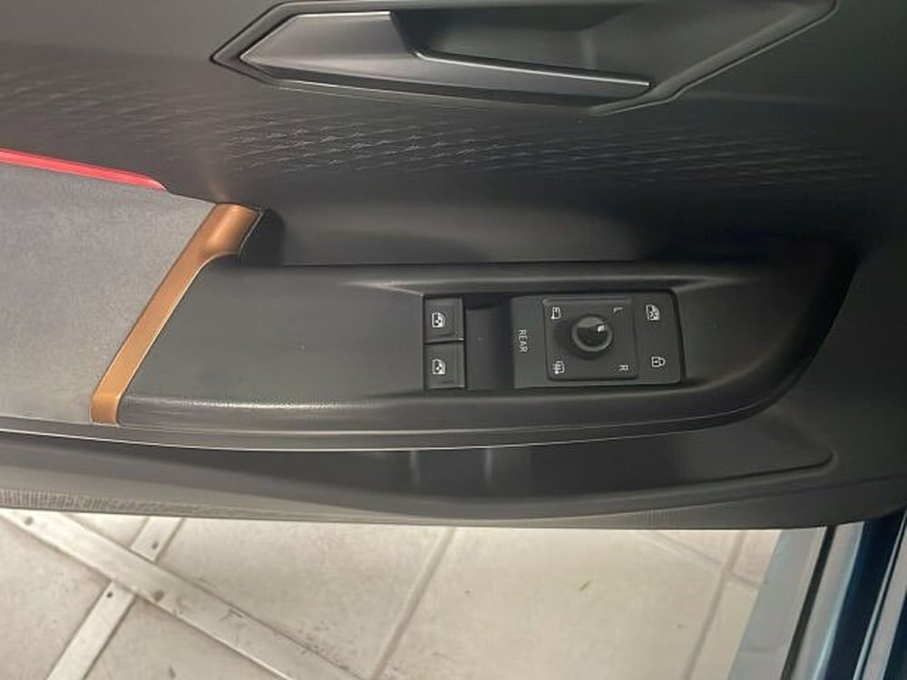 Cupra Born usata a Vicenza (14)