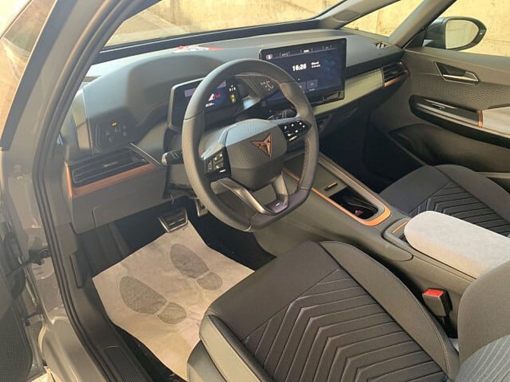 Cupra Born usata a Vicenza (8)