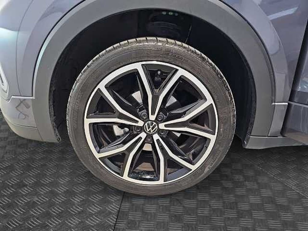 Volkswagen T-Cross usata a Lecco (14)