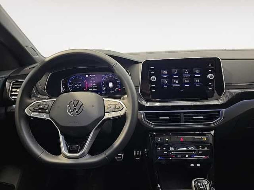 Volkswagen T-Cross usata a Lecco (9)