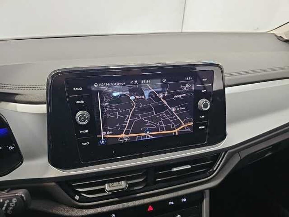 Volkswagen T-Roc usata a Lecco (16)