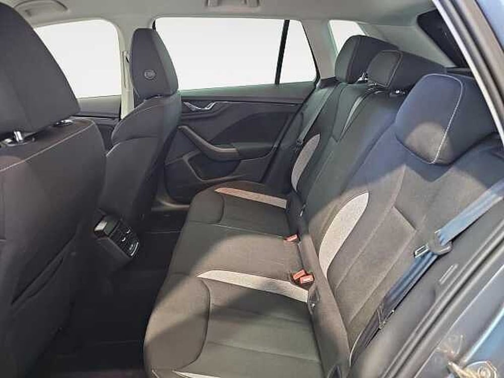 Skoda Kamiq usata a Lecco (13)