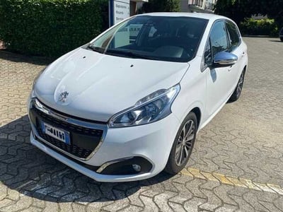 Peugeot 208 100 5 porte Allure del 2017 usata a Airasca