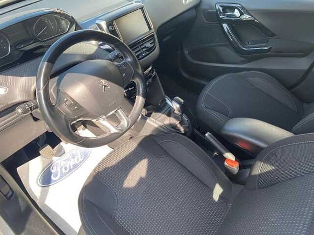 Peugeot 208 usata a Torino (11)