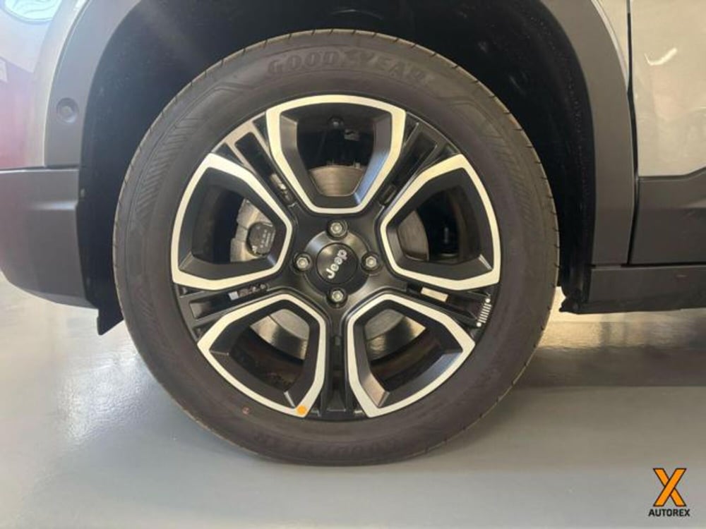 Jeep Avenger nuova a Varese (13)