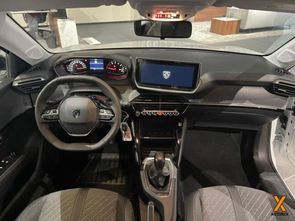 Peugeot 208 nuova a Varese (13)