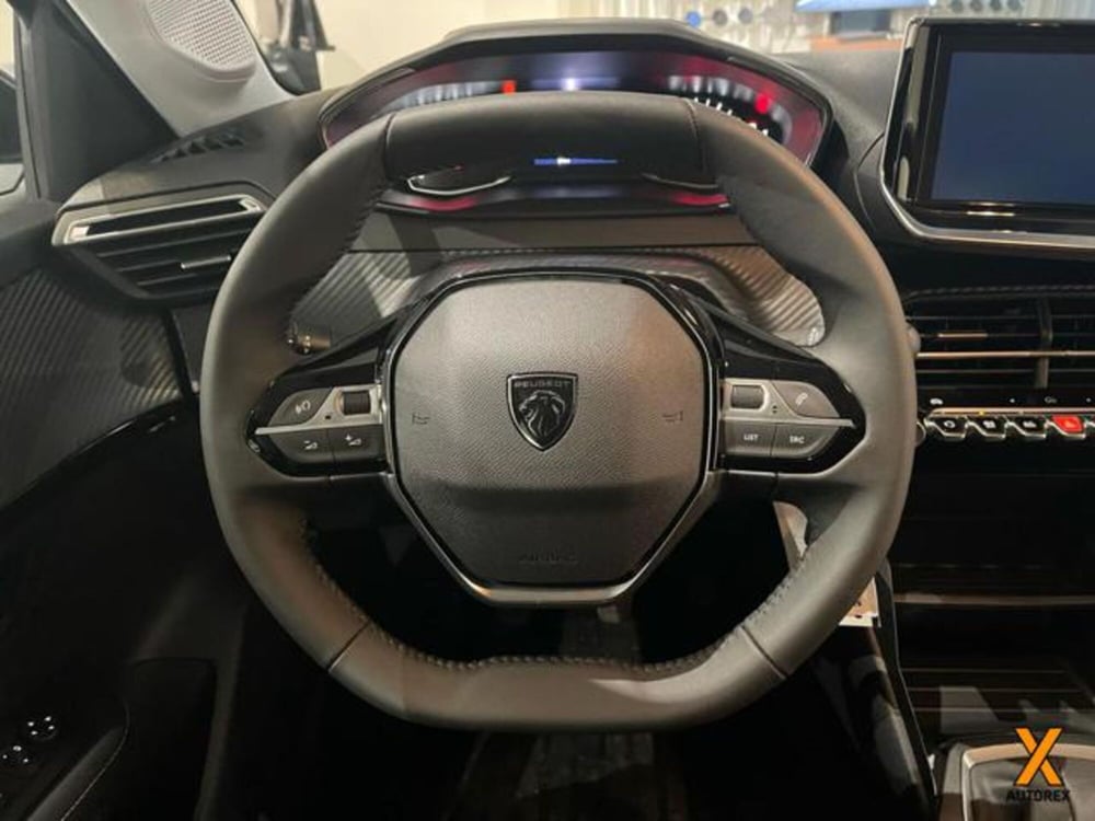 Peugeot 208 nuova a Varese (16)