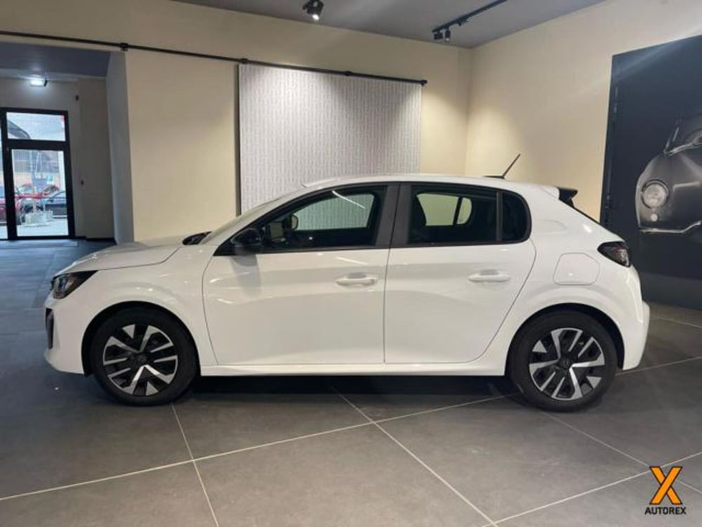Peugeot 208 nuova a Varese (5)