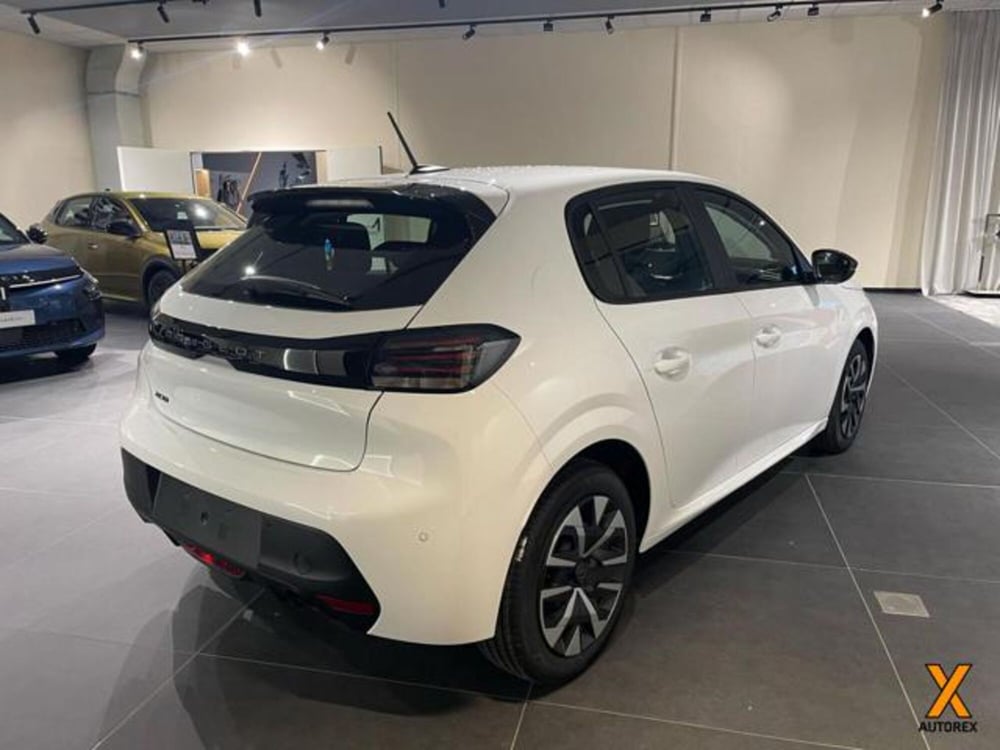 Peugeot 208 nuova a Varese (7)