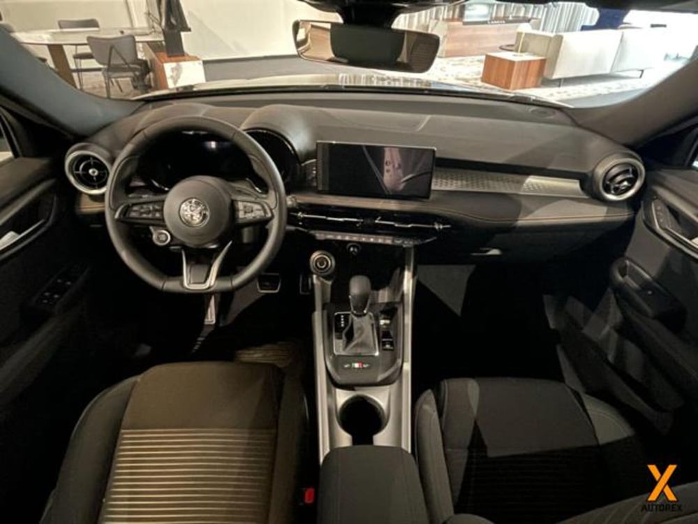 Alfa Romeo Tonale nuova a Varese (13)