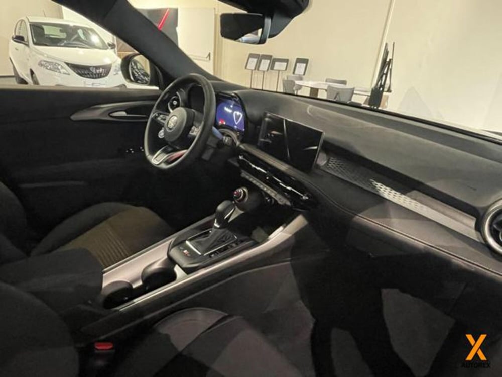 Alfa Romeo Tonale nuova a Varese (17)