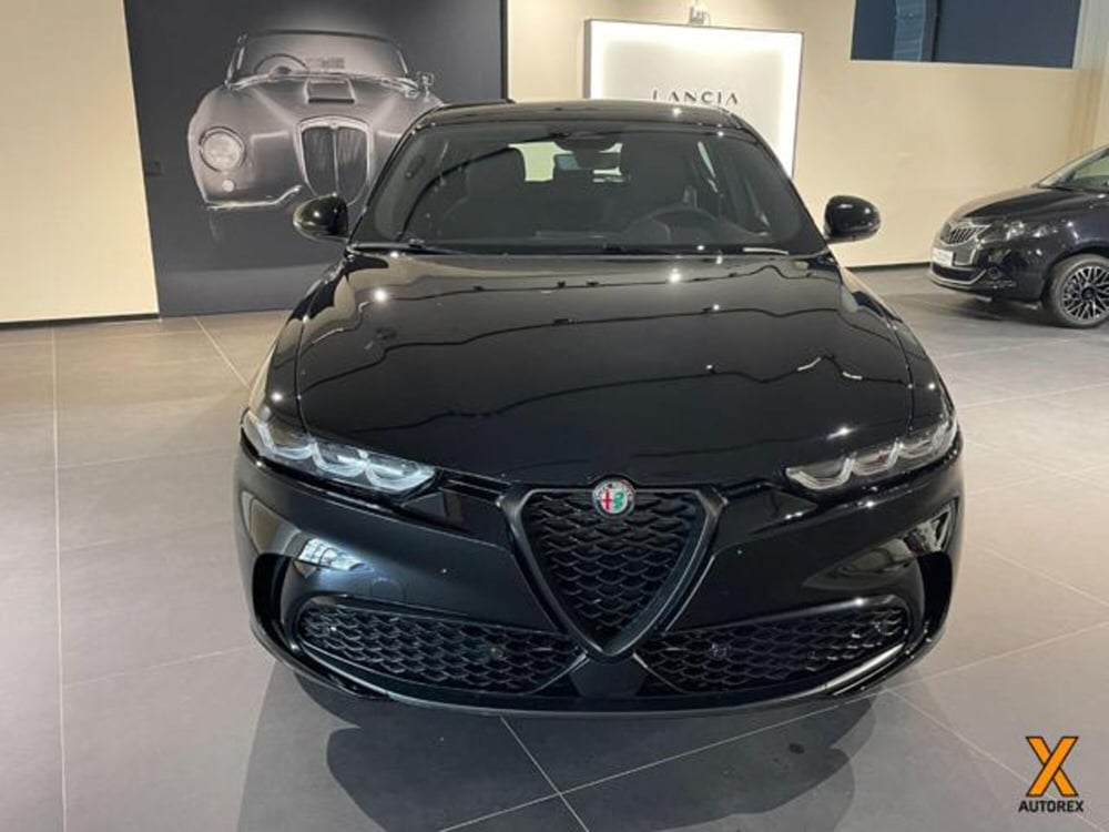 Alfa Romeo Tonale nuova a Varese (2)