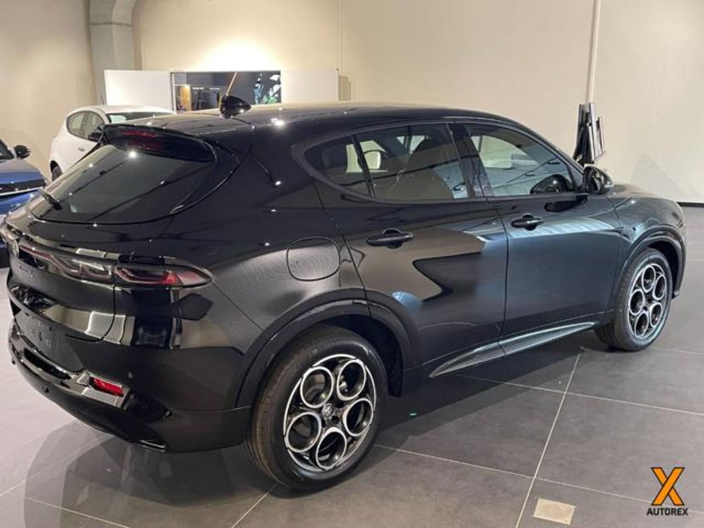 Alfa Romeo Tonale nuova a Varese (6)