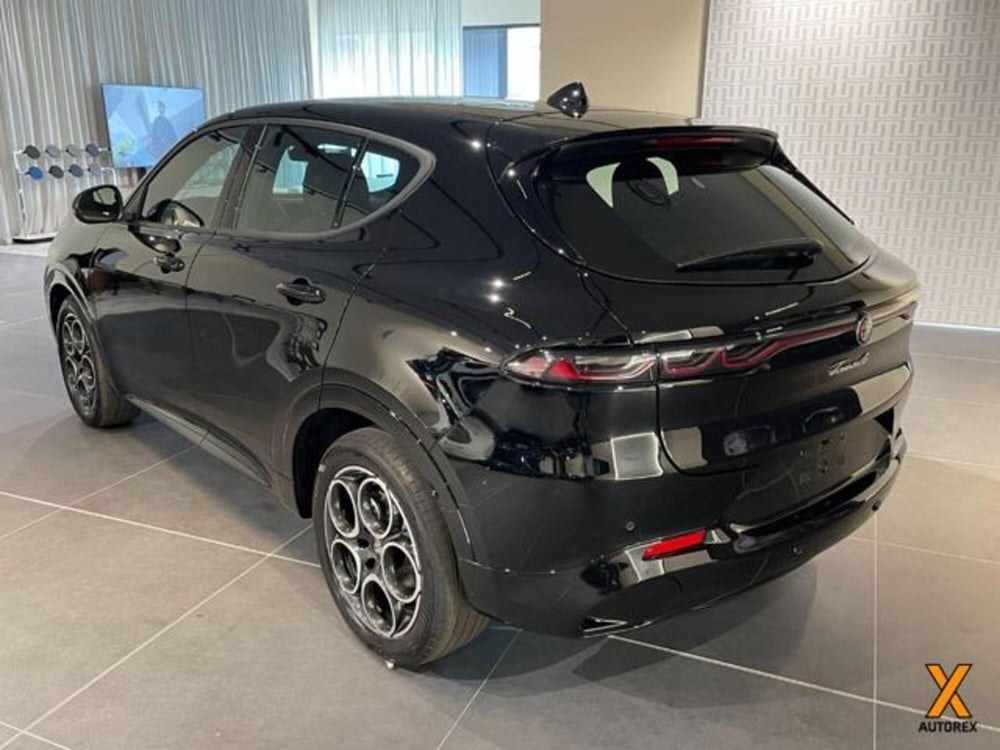 Alfa Romeo Tonale nuova a Varese (9)