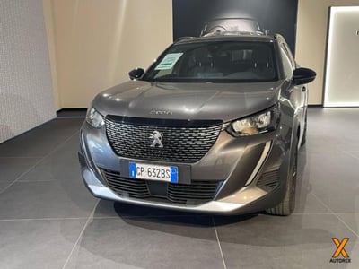Peugeot 2008 PureTech 100 S&amp;S Allure del 2023 usata a Olgiate Olona