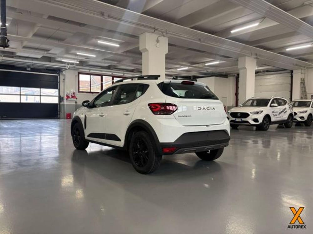Dacia Sandero Stepway nuova a Varese (11)