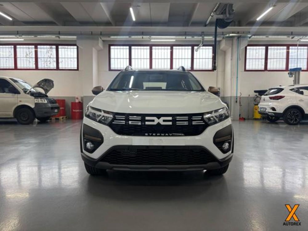 Dacia Sandero Stepway nuova a Varese (2)