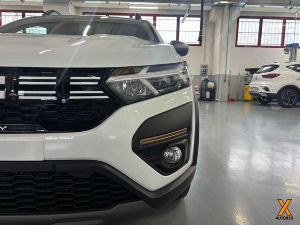 Dacia Sandero Stepway nuova a Varese (5)
