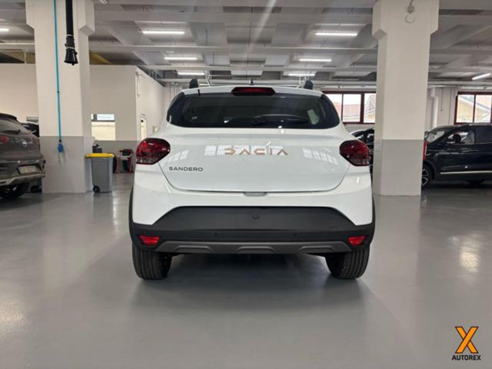 Dacia Sandero Stepway nuova a Varese (9)