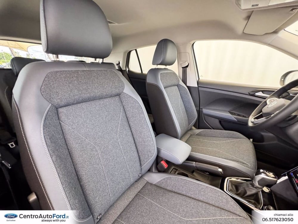 Volkswagen T-Cross nuova a Roma (7)