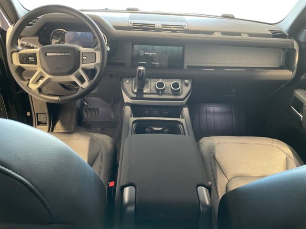 Land Rover Defender usata a Livorno (4)