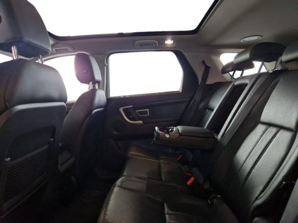 Land Rover Discovery Sport usata a Livorno (16)