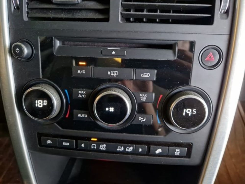 Land Rover Discovery Sport usata a Livorno (19)