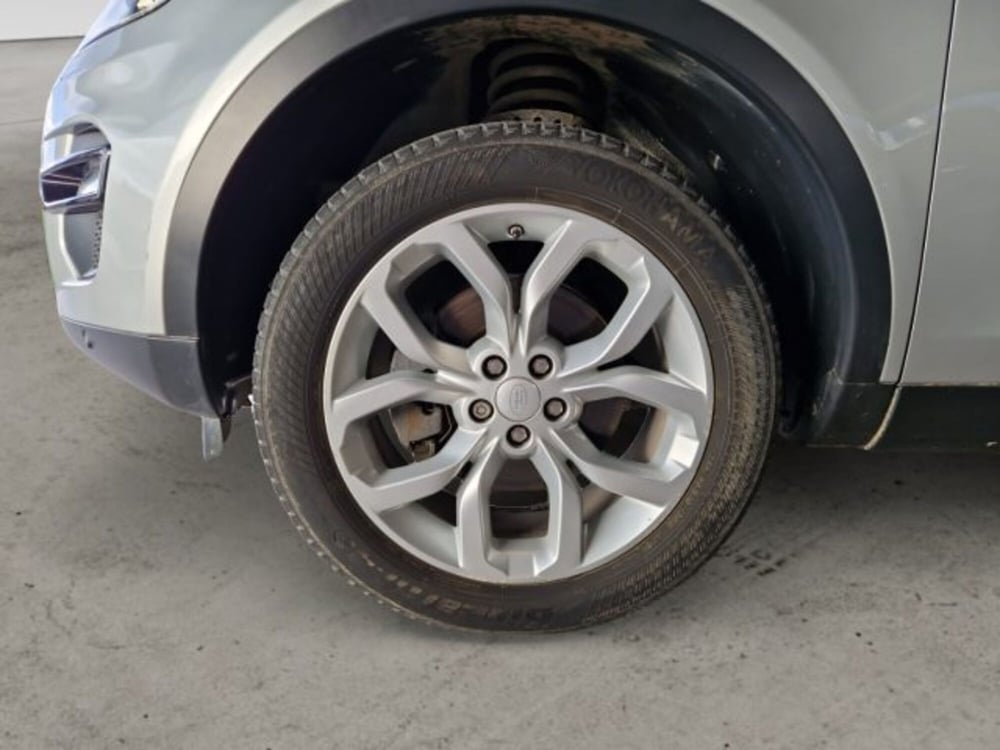 Land Rover Discovery Sport usata a Livorno (8)