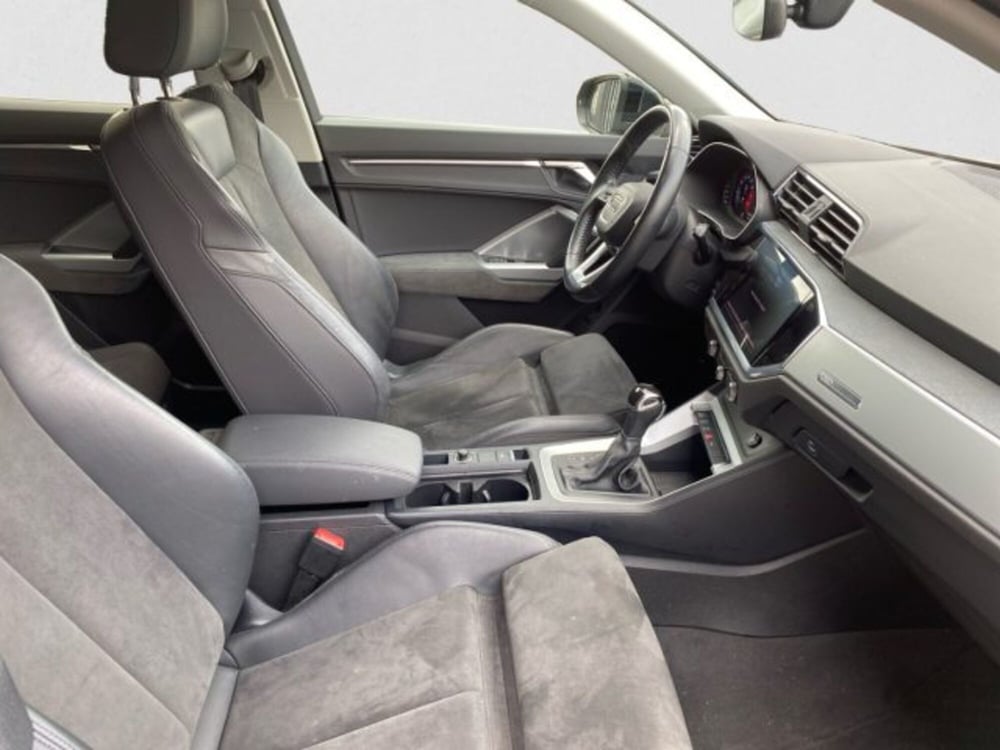 Audi Q3 Sportback usata a Livorno (11)