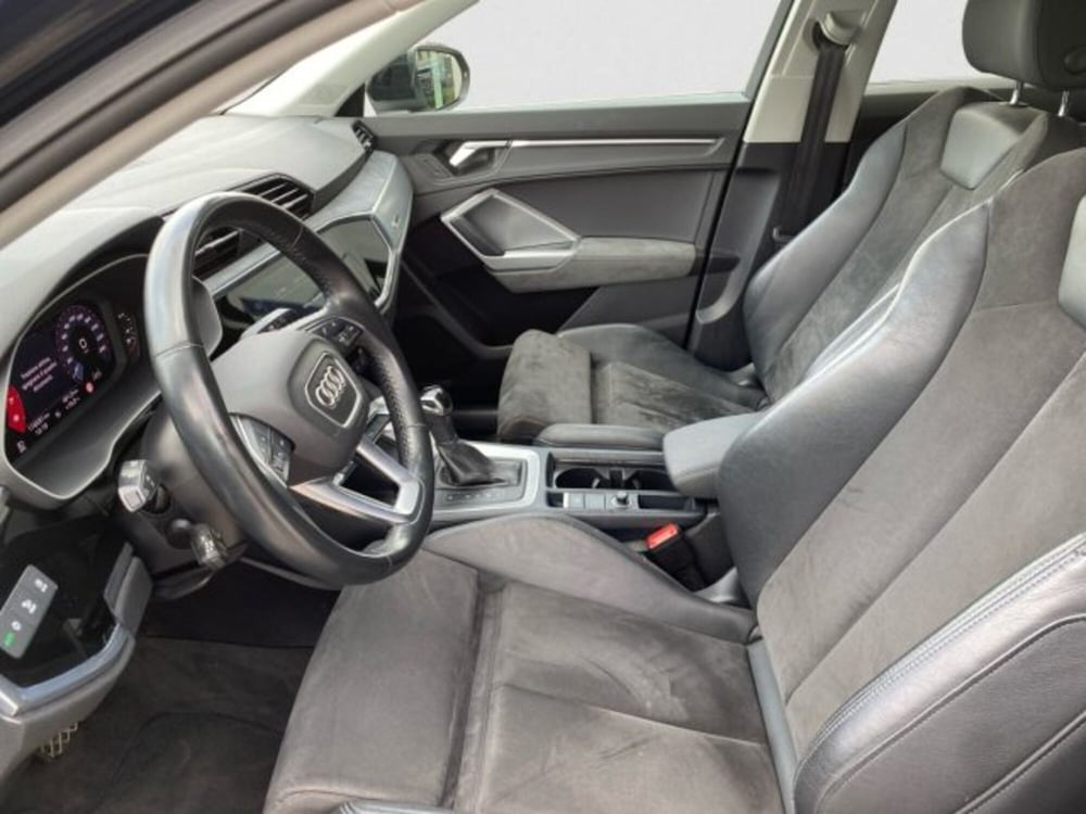 Audi Q3 Sportback usata a Livorno (9)