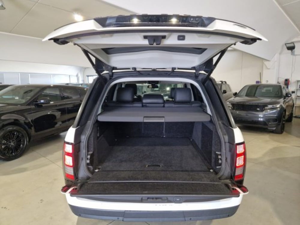 Land Rover Range Rover usata a Livorno (17)