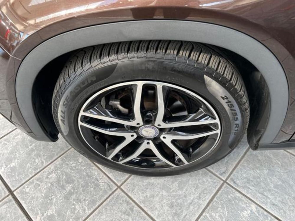 Mercedes-Benz GLA SUV usata a Modena (13)