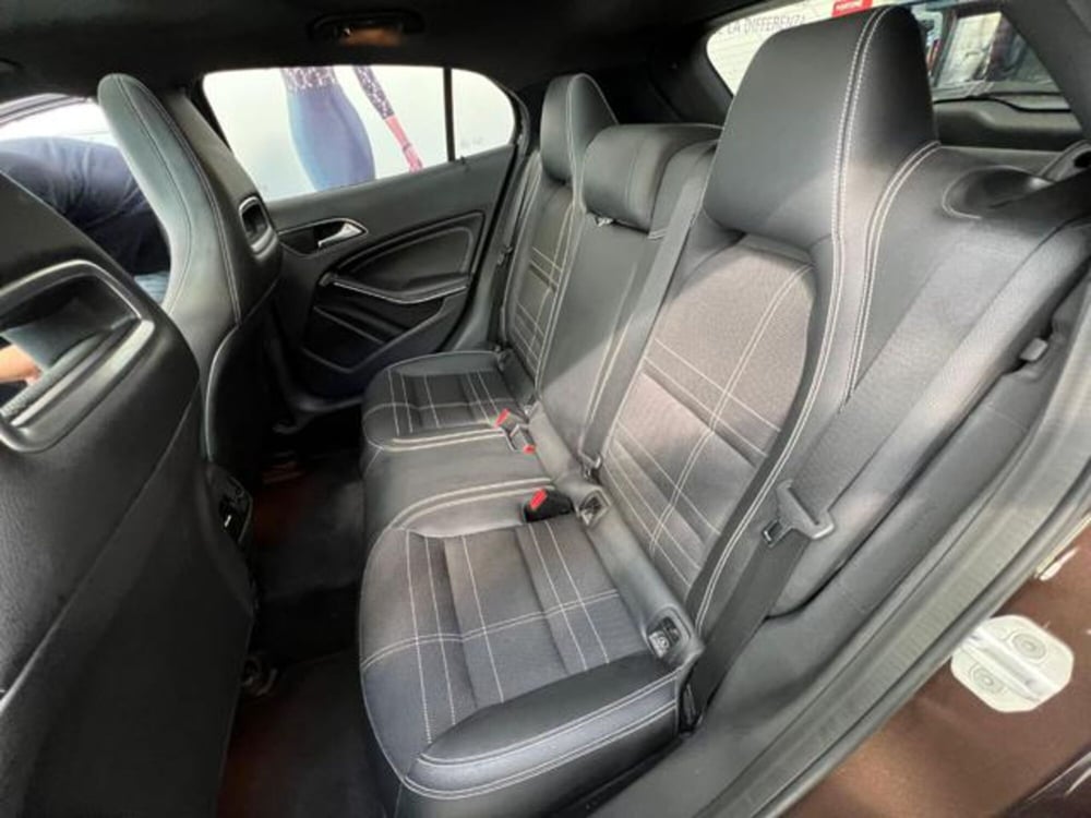 Mercedes-Benz GLA SUV usata a Modena (7)