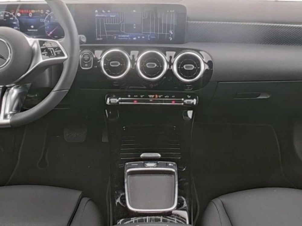 Mercedes-Benz Classe A usata a Milano (5)