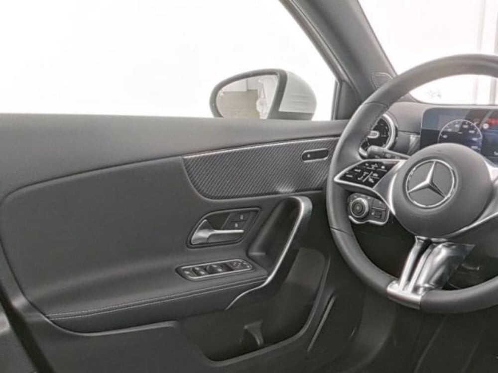 Mercedes-Benz Classe A usata a Milano (9)