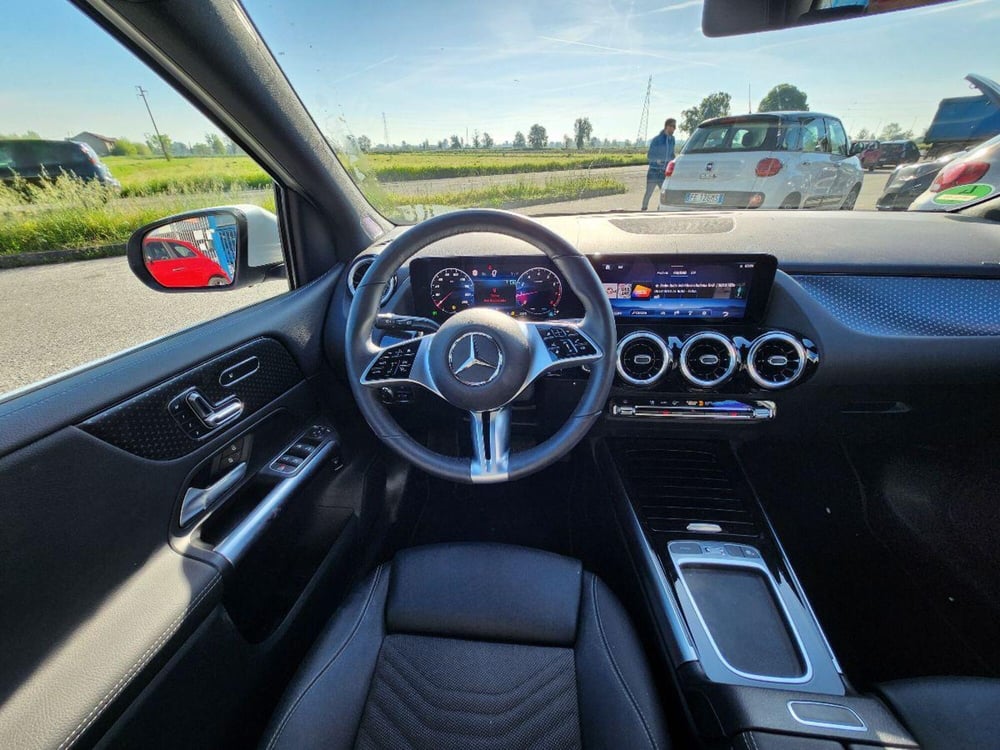 Mercedes-Benz Classe B usata a Milano (13)