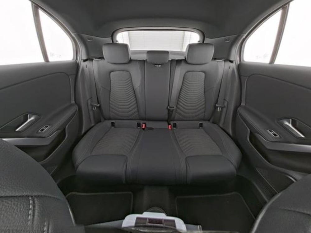 Mercedes-Benz Classe A usata a Milano (8)