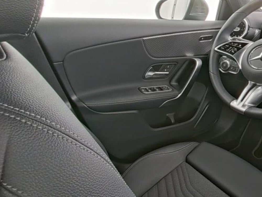 Mercedes-Benz Classe A usata a Milano (9)