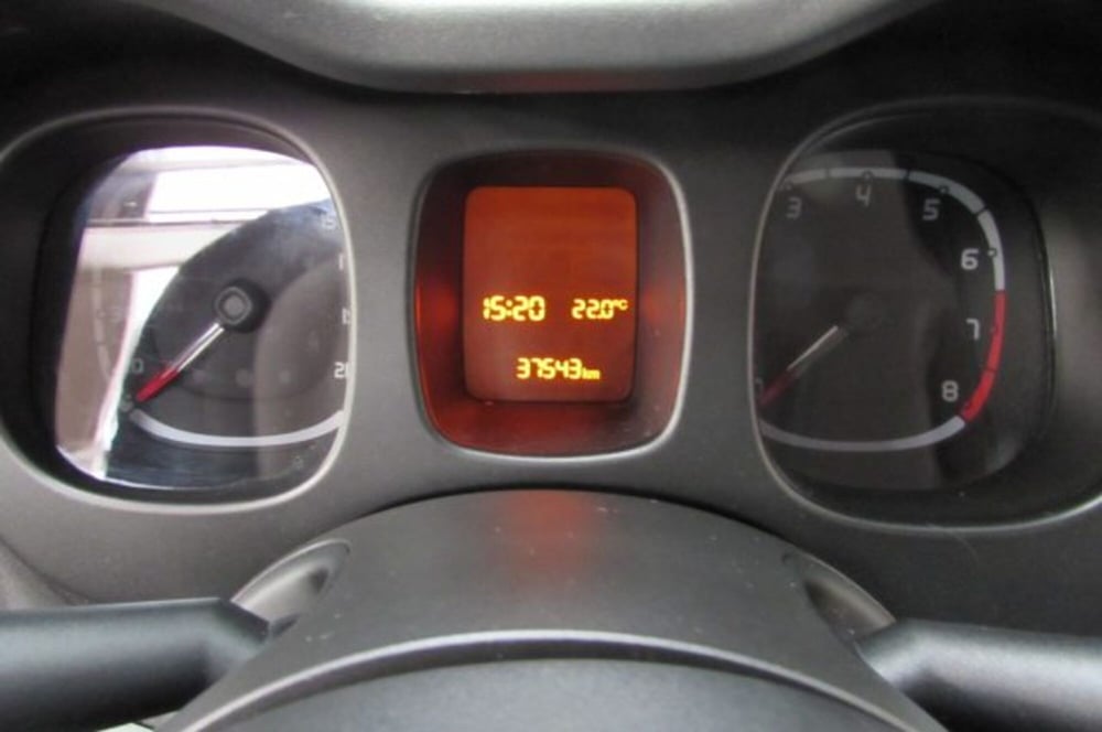 Fiat Panda Cross usata a Milano (11)