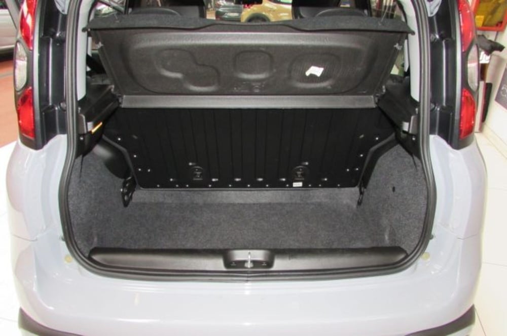 Fiat Panda Cross usata a Milano (13)