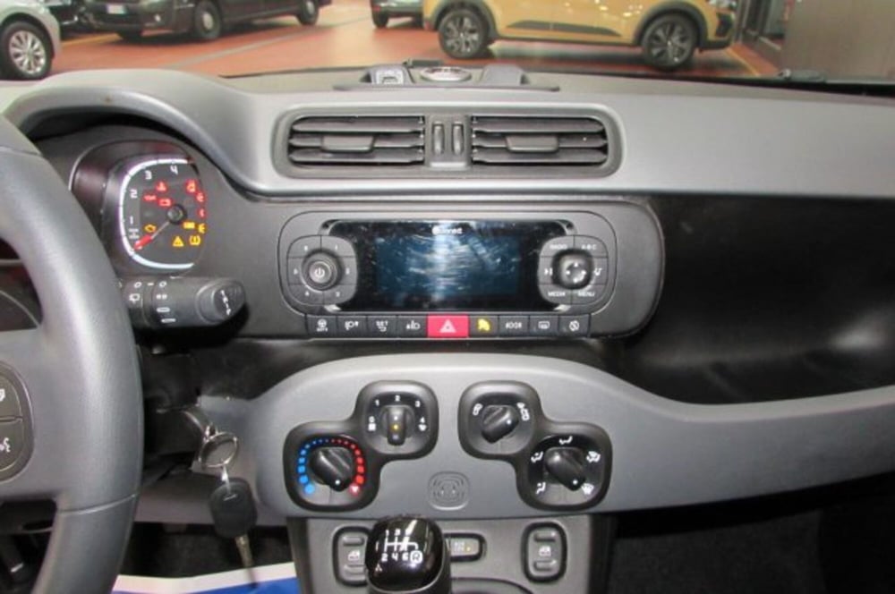 Fiat Panda Cross usata a Milano (8)