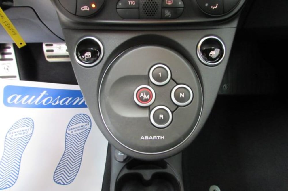 Abarth 695 nuova a Milano (11)