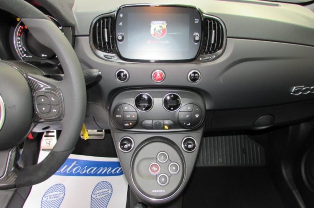 Abarth 695 nuova a Milano (8)