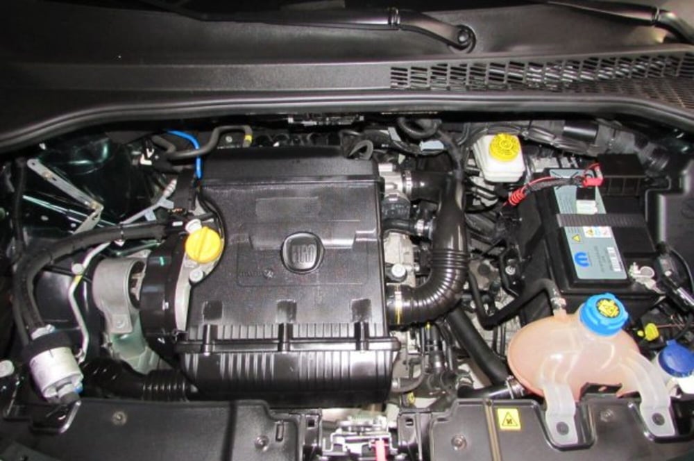 Fiat 500L usata a Milano (19)