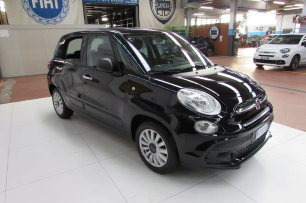 Fiat 500L usata a Milano (2)