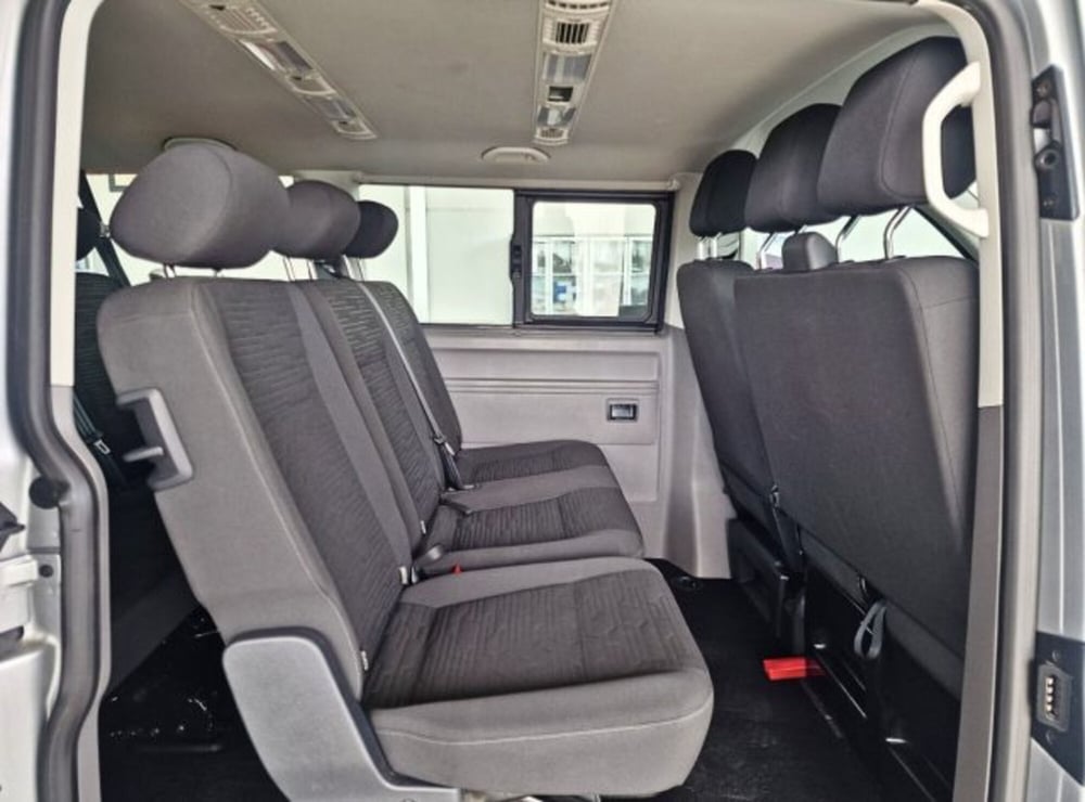 Volkswagen Veicoli Commerciali Caravelle usata a Verona (10)