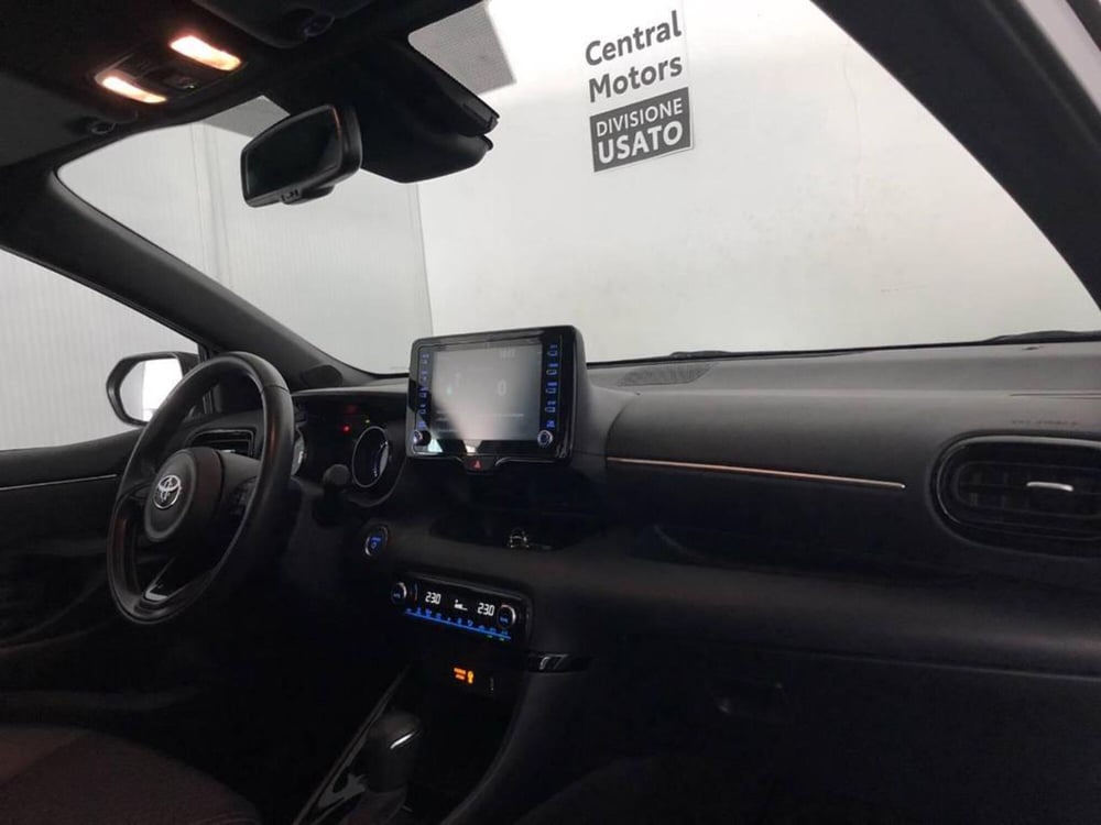Toyota Yaris Cross usata a Torino (9)
