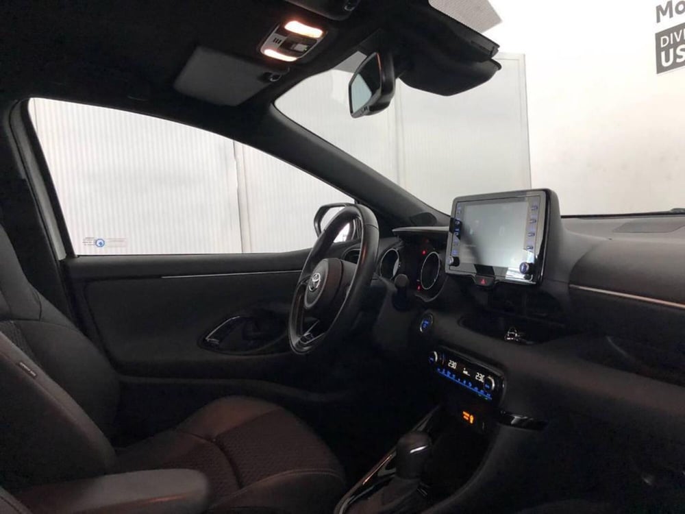 Toyota Yaris Cross usata a Torino (8)