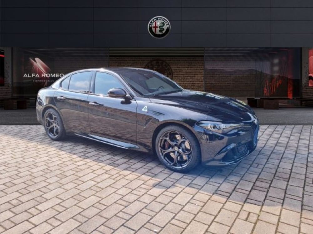 Alfa Romeo Giulia nuova a Monza e Brianza (3)