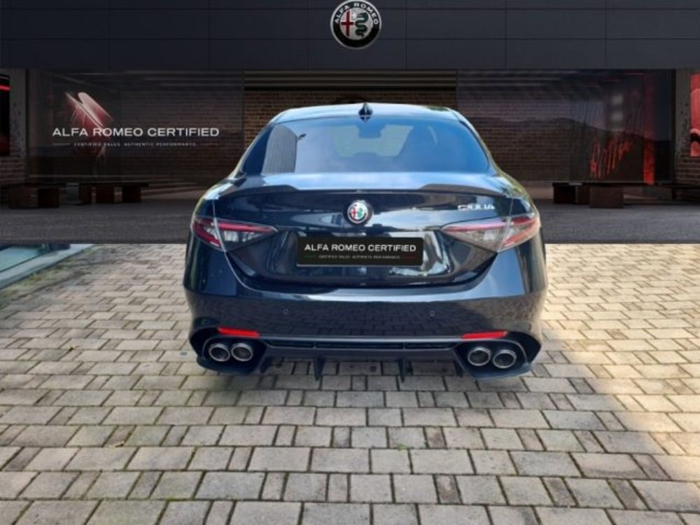 Alfa Romeo Giulia nuova a Monza e Brianza (5)